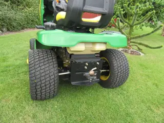 John deere havetraktor pæn og velholdt