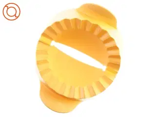 Ravioli presse fra Tupperware (str. 13 x 4 cm)