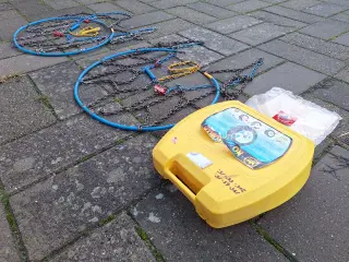 Snekæder sælges 