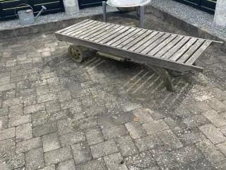 Solvogn i træ