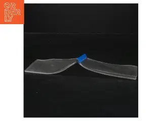 Transparent plastpose med blå kant (str. 13,5x8,5 cm)