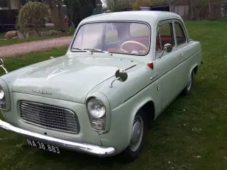 Ford anglia 100e