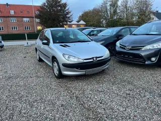 Peugeot 206 1,4 XR aut.