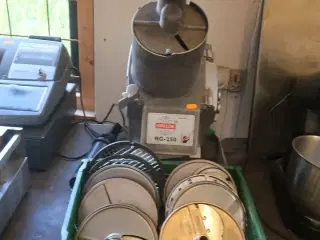 Grøntsnitter HALLDE RG-250 inkl. tilbehør