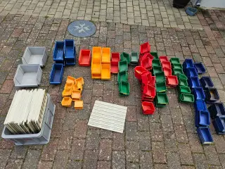 Værkstedstavler med skuffer og kroge