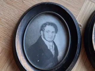 Gamle ovale billeder 