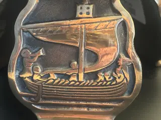 Antik alter lysestage af bronze sælges