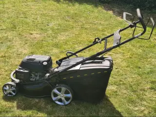 Texas selvkørende plæneklipper 