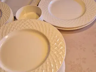 Spisestel: Pagnossin, Ironstone