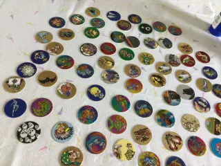Caps