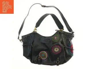 Skuldertaske med broderi fra Desigual (str. 43,5x31 cm)