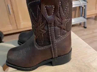 sædvanligt tag på sightseeing håndflade cowboy støvler | GulogGratis - nyt, brugt og leje på GulogGratis
