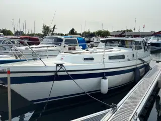 LM 28 motorsejler