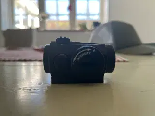 Næsten ny Aimpoint sælges 