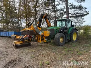 Traktor John Deere 6630 med rabatklipper