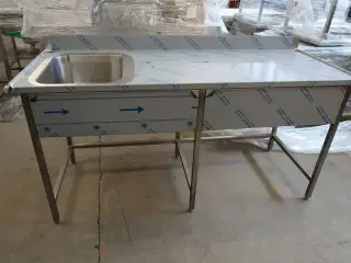 Rustfri stålbord m. bagkant og vask 180x70xH90cm