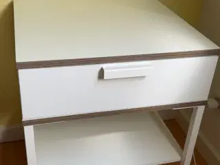 Sengebord 