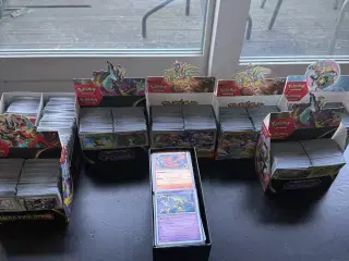 Pokemon bulk samling m holo/reverse 2500+ kort