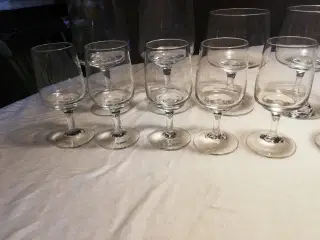 Mandalay glas øl,rødvin,portvin,