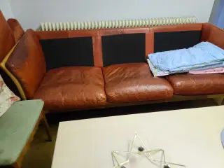 Rødbrun lædersofa !