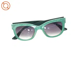 Grønne solbriller (str. 14 x 5 cm)