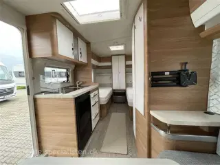 2023 - Hobby De Luxe Edition 460 LU   Så godt som ny Hobby De Luxe Edition 460 LU fra 2023 - Kan nu opleves hos Camping-Specialisten