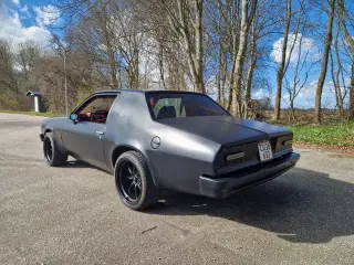 Chevrolet Monza Town Coupe