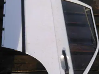 Venstre bagdør Mercedes 190