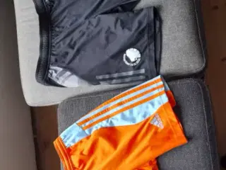 FCK fodboldtøj og taske 