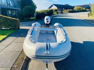 Lækker lille Rib båd med 6 hk Yamaha