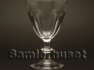 Ramboullet Snapsglas. H:82 mm.