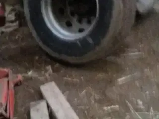 Lastbil dæk