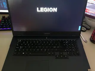 Lenovo Legion 5 17”