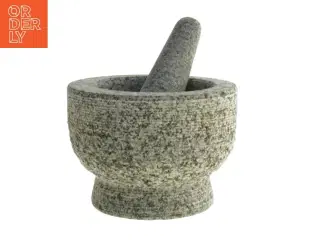 Grantræ morter og støder fra Jamie Oliver (str. Ø. 15 cm længde. 11 cm)
