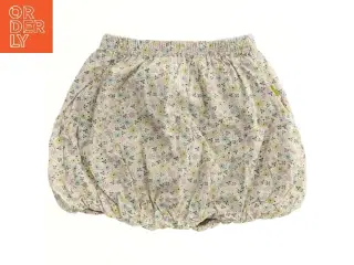 Blomstret ballonnederdel fra PetitLilo (str. 104)