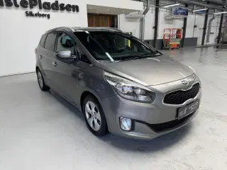Kia Carens 1,7 CRDi 141 Premium DCT 7prs