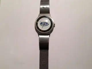 Ford logo i hvid skive, måler: 34mm dia.