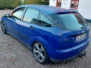 Ford focus mk1 1.6 16v 