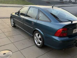 Vectra 2,2 Benzin