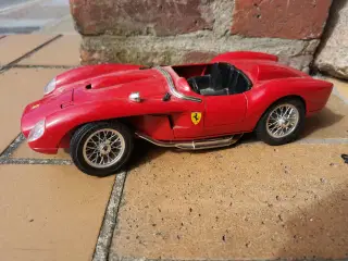 Ferrari 250 Testa Rossa 1957 1:18 fra Burago