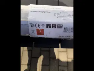 Lysstofarmatur