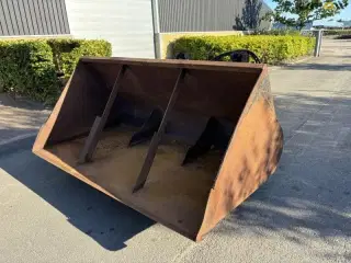 - - - HS1220