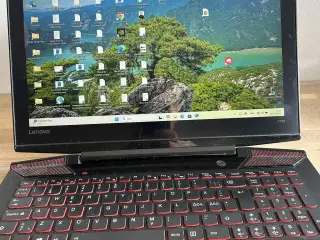  Lenovo IdeaPad Y700 15,6 tommer