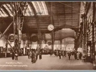 Frankfurt a. M. - Hauptbahnhof - Bahnsteighalle - Brugt