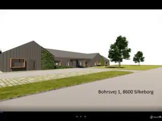 Nyrenoveret kontorfællesskab tæt på Silkeborg-motorvej