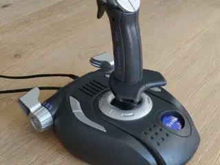Saitek Joystick Force Feedback til PC (USB)