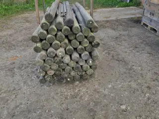 Træ stolper Ø 10