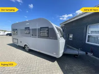 2025 - Adria Altea 502 UL Kampagne   Adria Altea 502 UL årg. 2025 5 Sovepladser, 4 Siddepladser 60 Selection jubilæumsmodel  med meget udstyr.