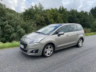 Peugeot 5008 2,0 BlueHDi 150 Style 7prs