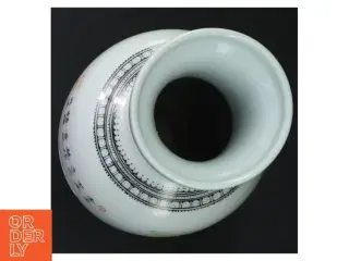 Porcelæns vase med fugle og blomster (str. 26 cm)